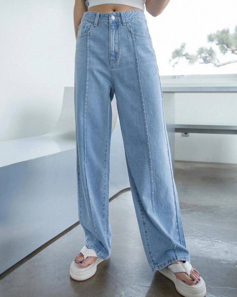Women's Blue Straight Fit Jeans