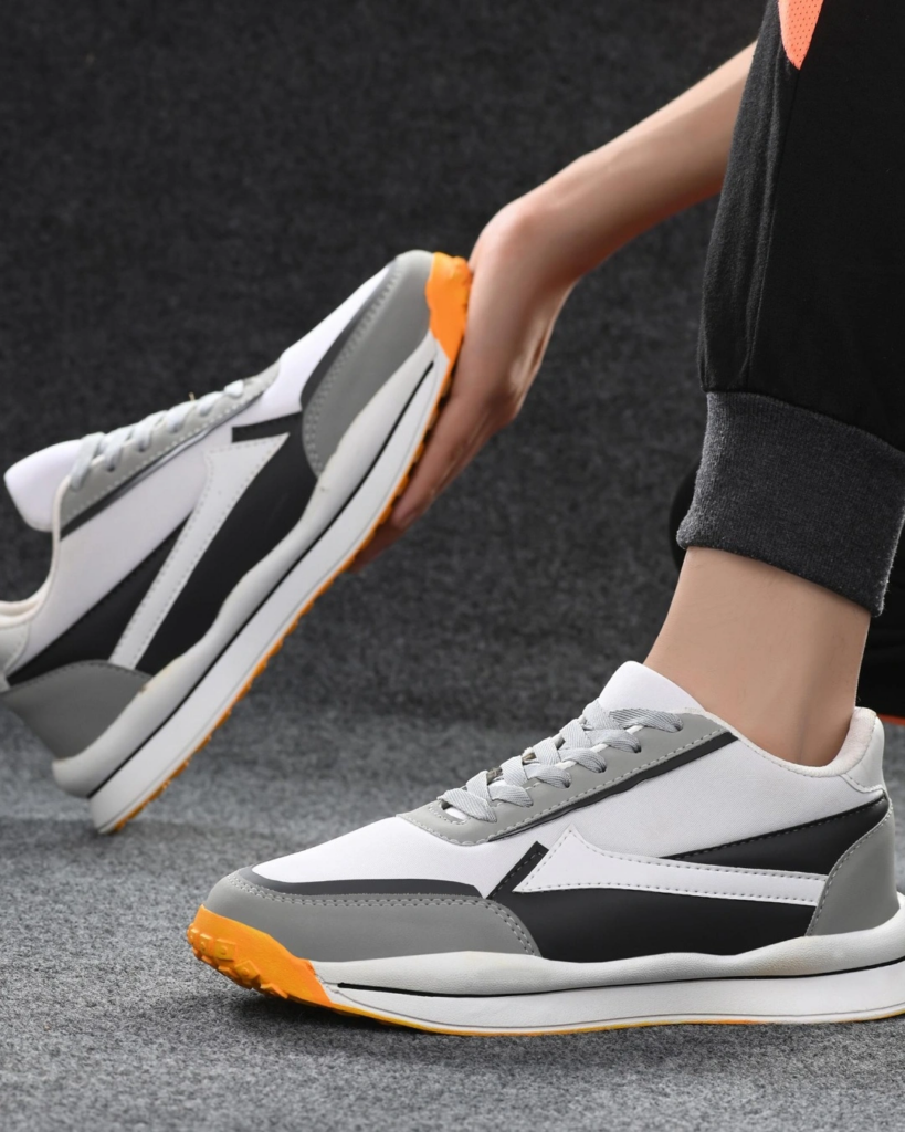 Men's White & Grey Color Block Sneakers