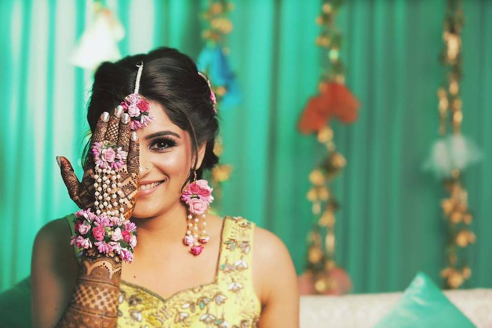 Mehndi Dress With Jewelry and Makeup 