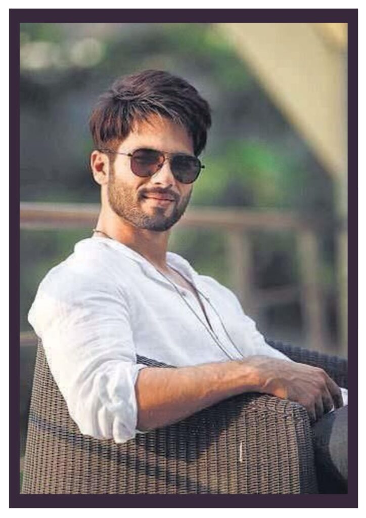 shahid kapoor giving relaxing pose