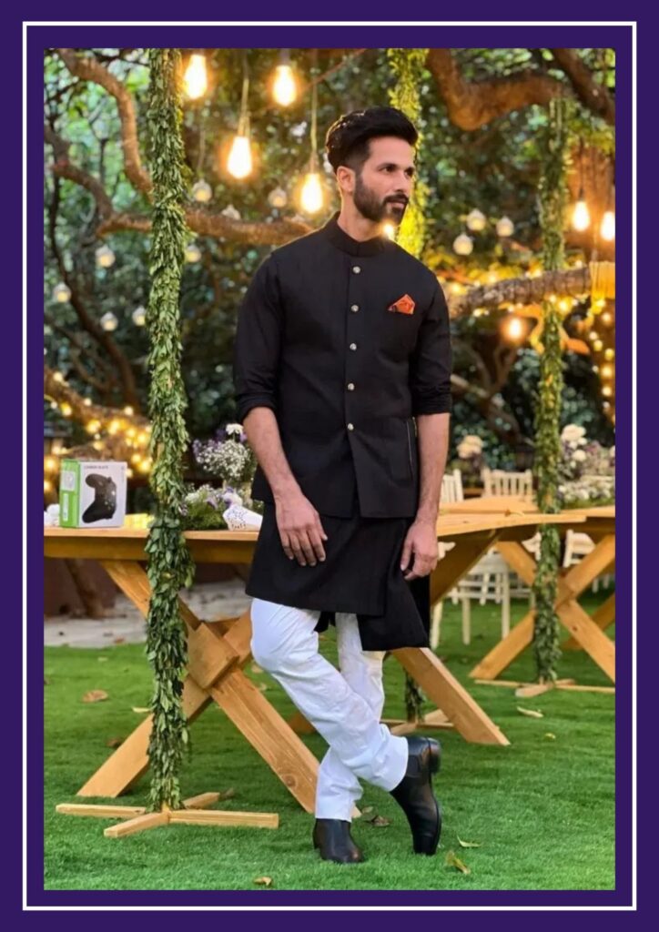 shahid kapoor in black kurta with white pant